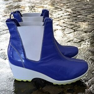 Rockport Women's patent white and blue rain boots Hydro-shield Waterproof